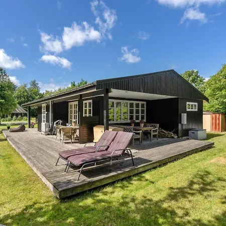 Holiday home Sunaj - From The Sea In Ne Jutland By Interhome Hals